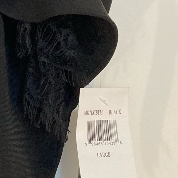 AQUA Bloomingdale Scuba Crepe Mermaid Gown - Picture 5 of 10